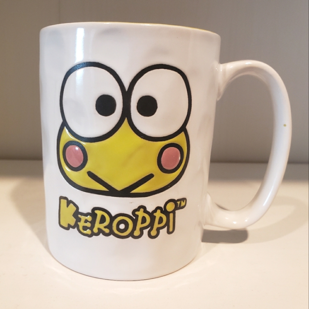 🐸NEW! Keroppi by Sanrio 17oz. Debossed Ceramic Mug